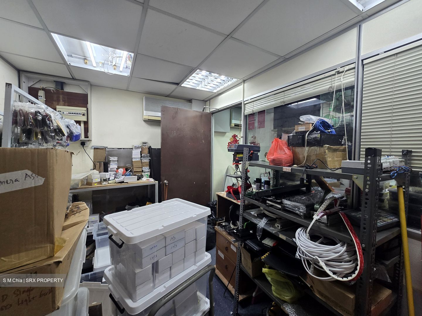 Sim Lim Tower (D8), Shop House #624321851
